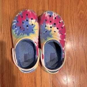 Girls Classic Lined Tie-Dyed Crocs